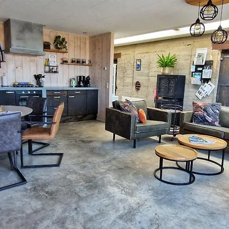 De Bunker Holiday home